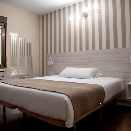 Hostal Gud Salamanque Extérieur photo