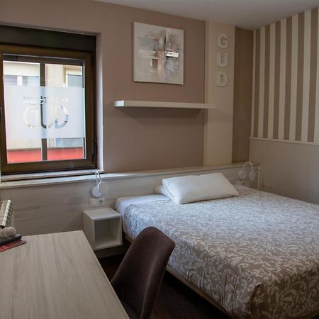 Hostal Gud Salamanque Extérieur photo