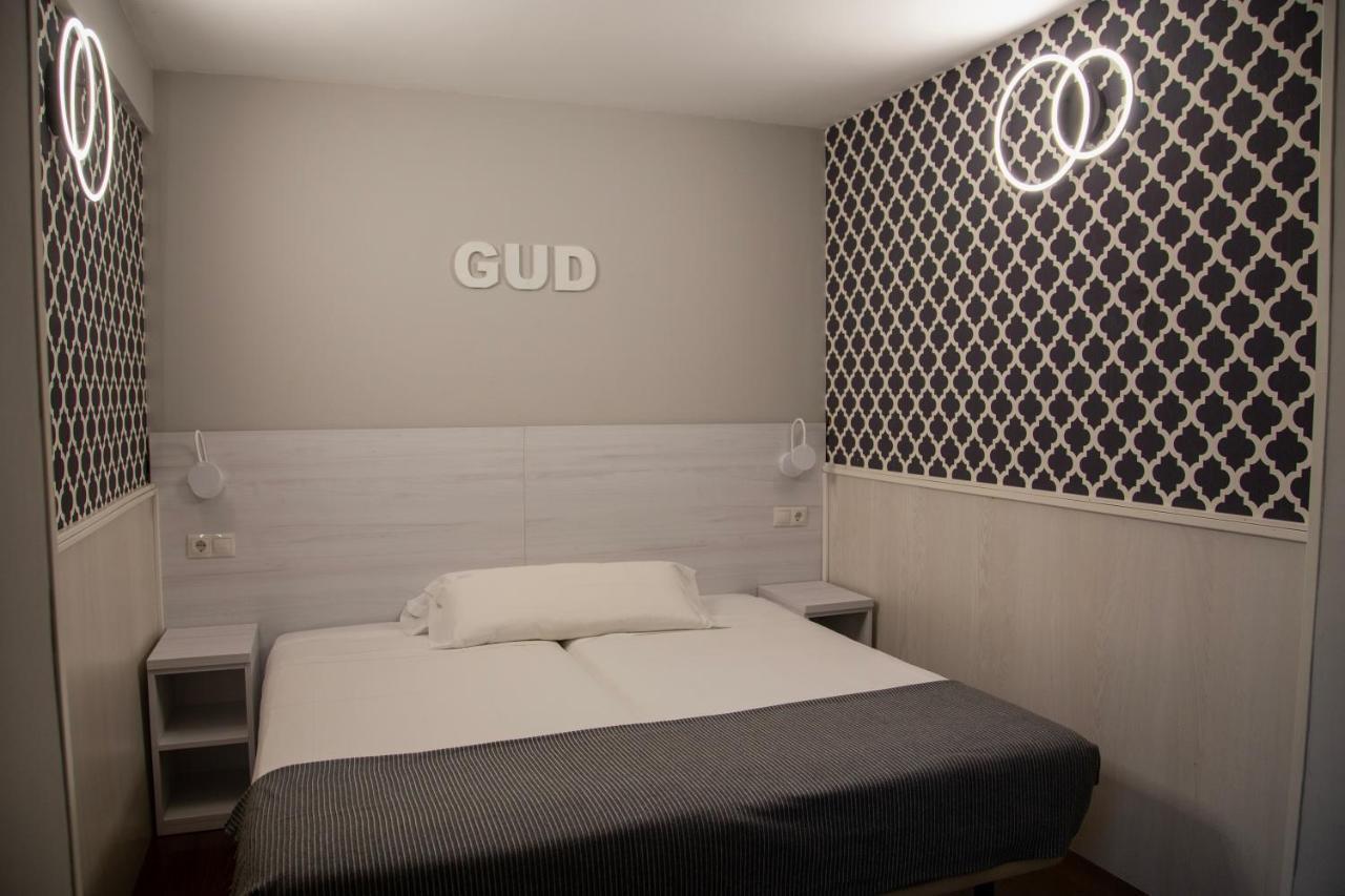 Hostal Gud Salamanque Extérieur photo