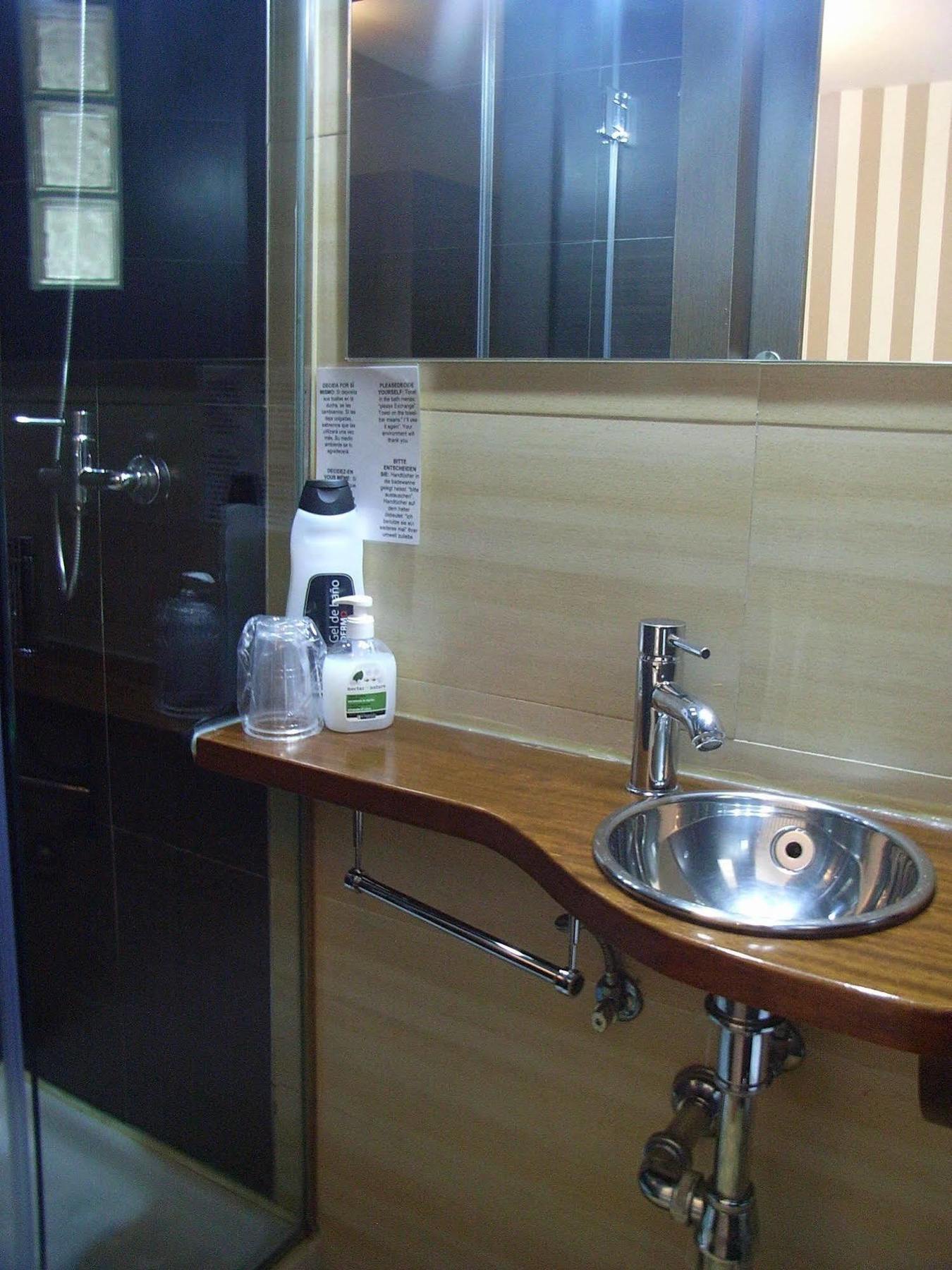 Hostal Gud Salamanque Extérieur photo